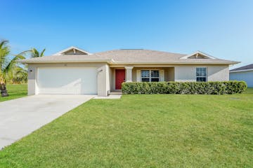 113 N W 29TH TER CAPE CORAL, FL 33993